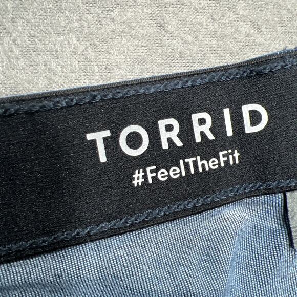 Torrid Sky High Line Flare Super Soft Jean Blue Womens Size 20T - Picture 10 of 16